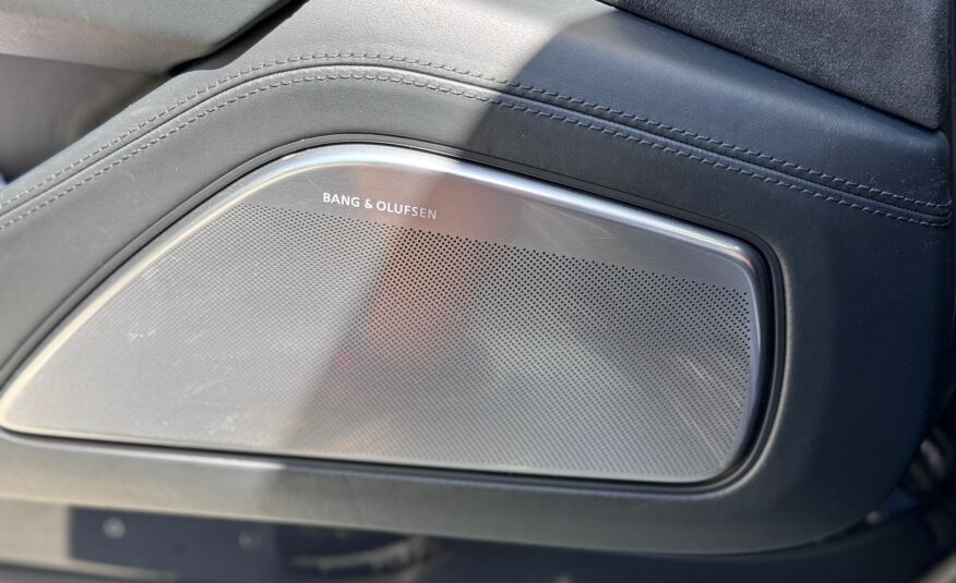 Audi S8 14