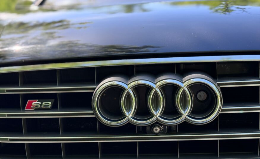 Audi S8 19