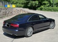 Audi S8 2