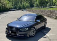 Audi S8 6