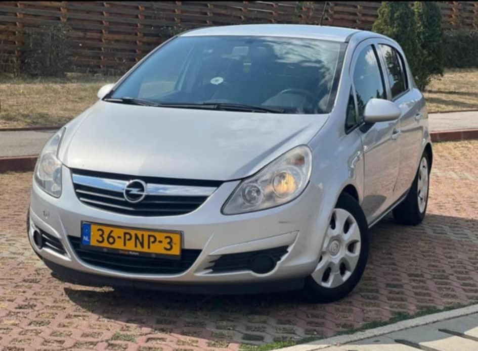 Opel Corsa 2011 -3.200€