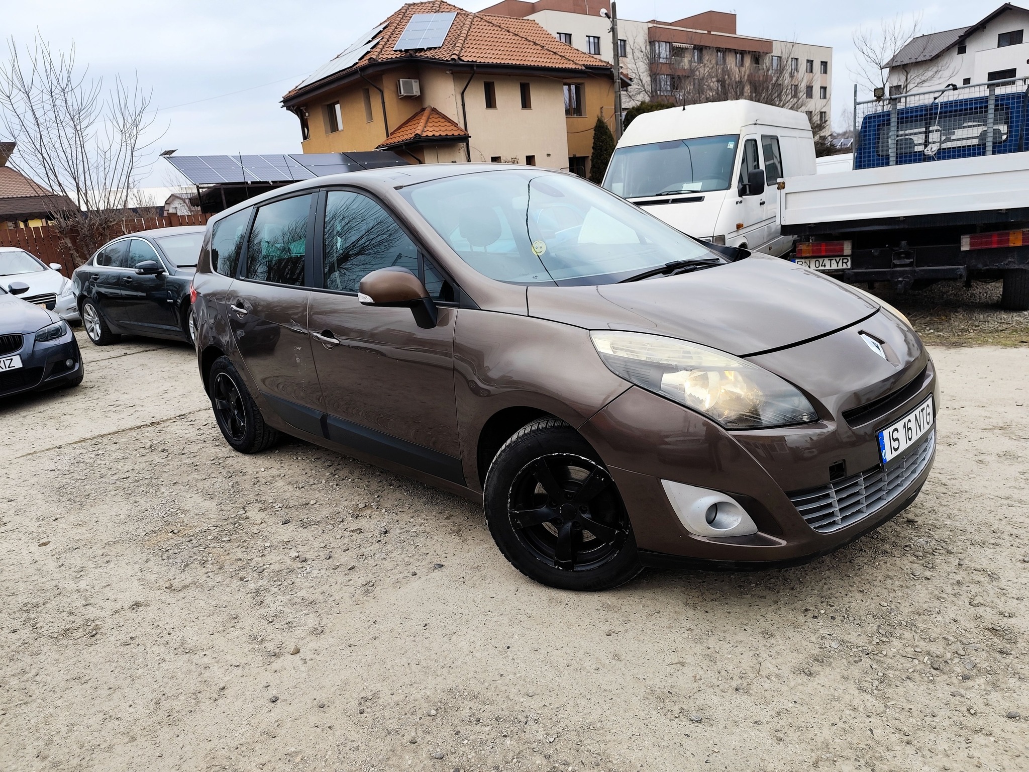 renault megane scenic 5