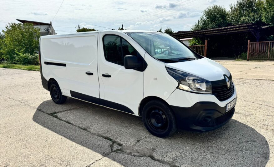 renault trafic 1