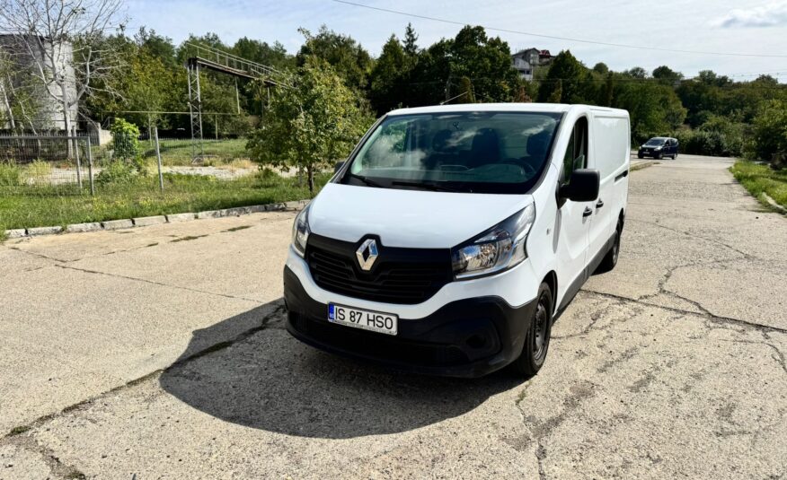 renault trafic 2