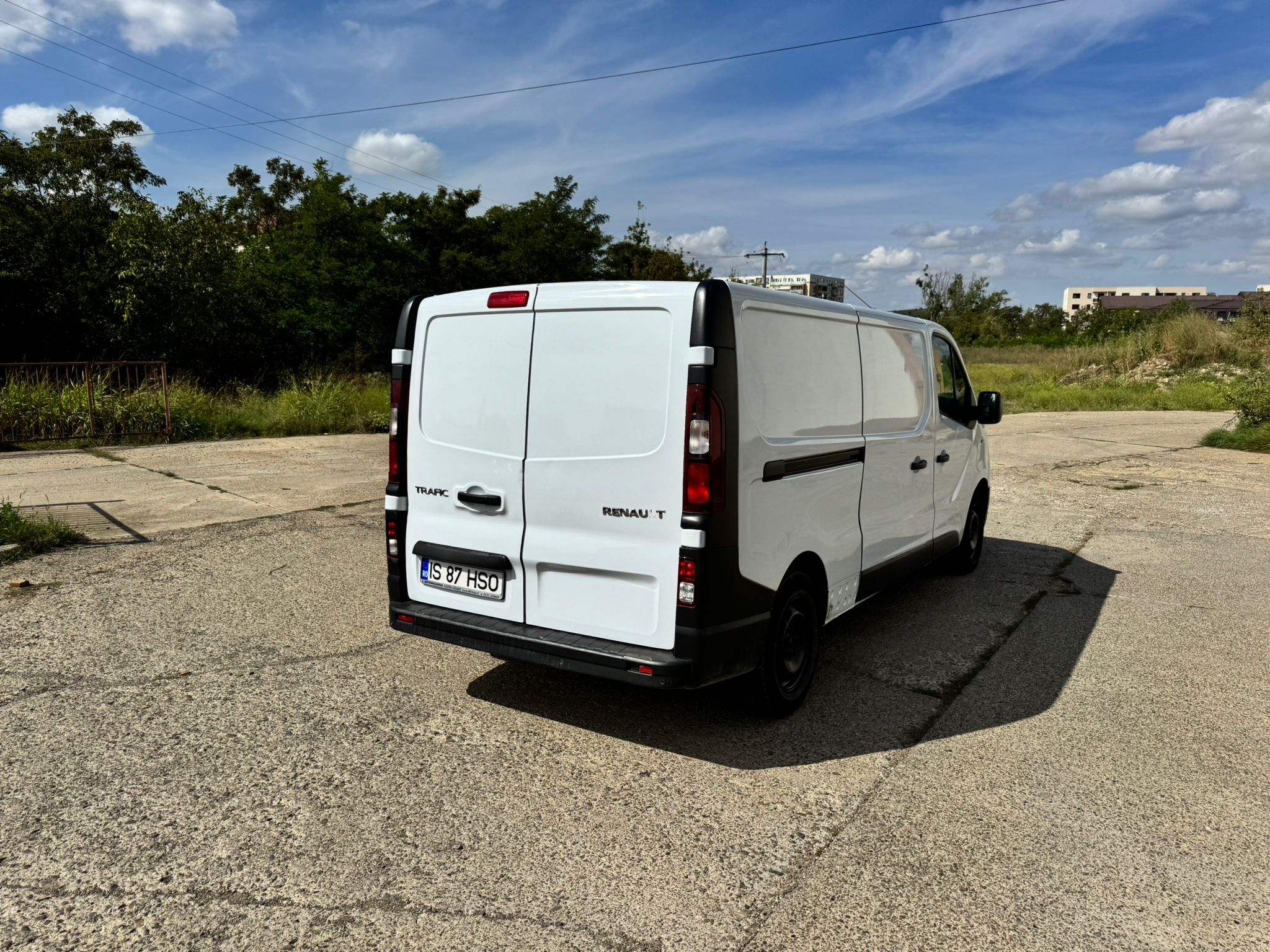 renault trafic 4
