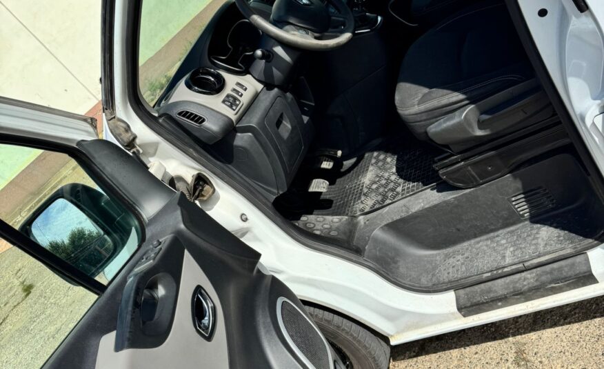 Renault Trafic 2016