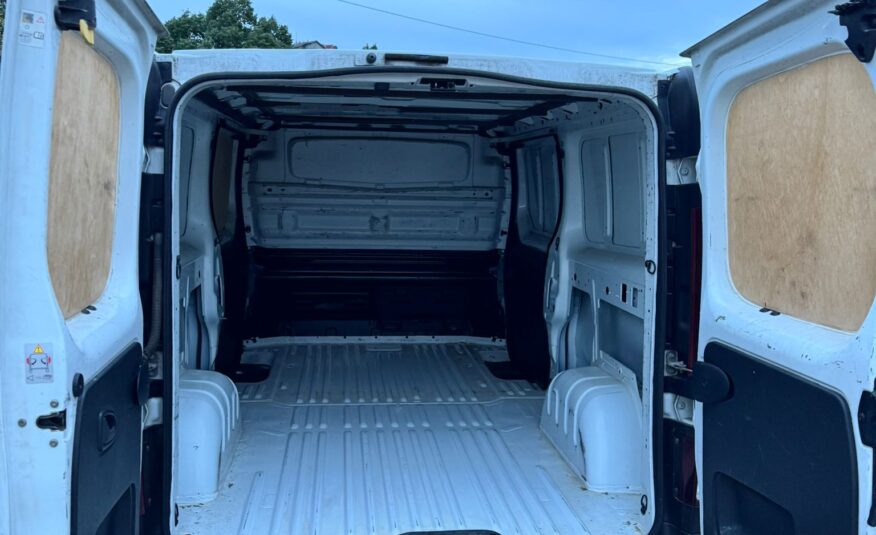 renault trafic 7